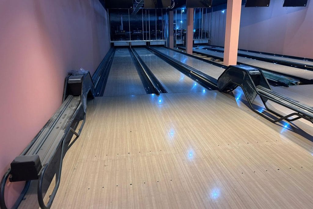bowling-alley-installation-experts-irvine