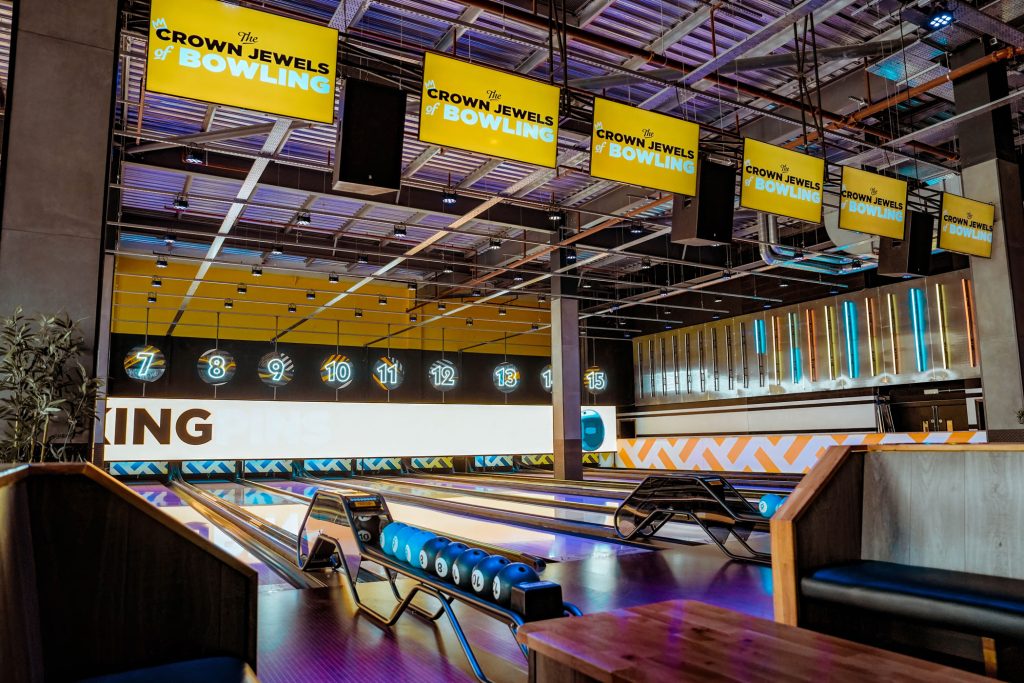 king-pins-manchester-bowling-installation