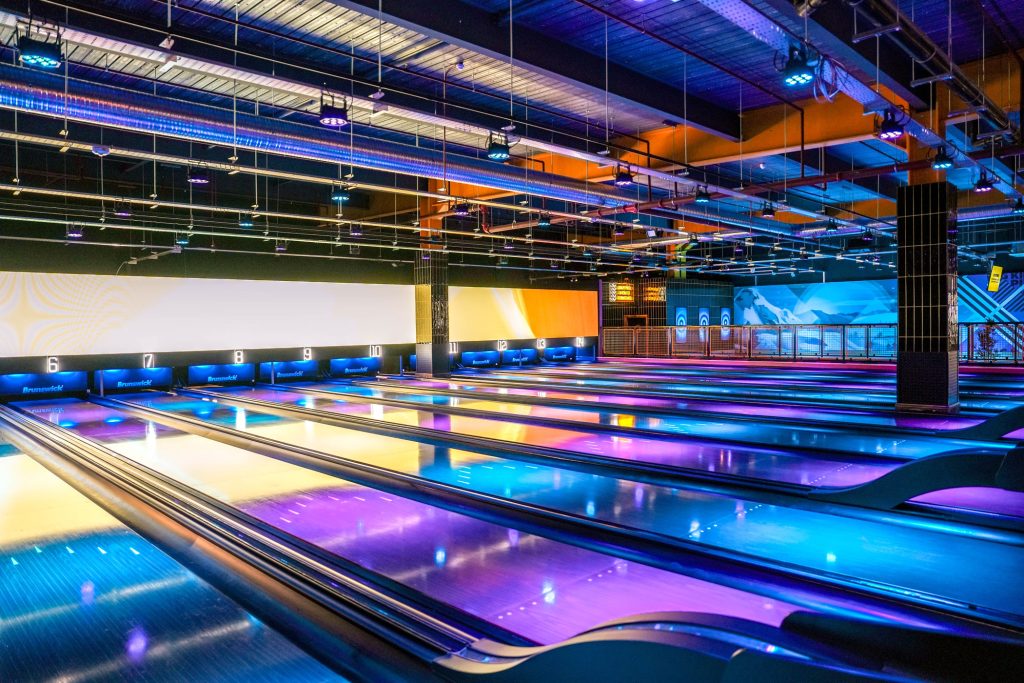leeds bowling alley installations at leeds white rose centre